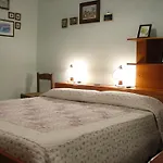 לינה וארוחת בוקר Itala
