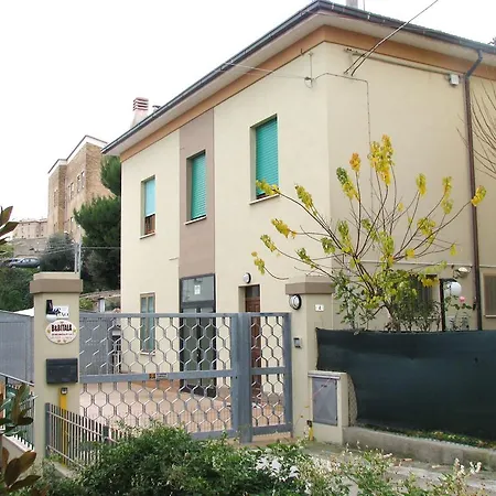 ベッド・アンド・ブレックファスト Itala レカナーティ