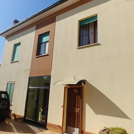 לינה וארוחת בוקר Itala