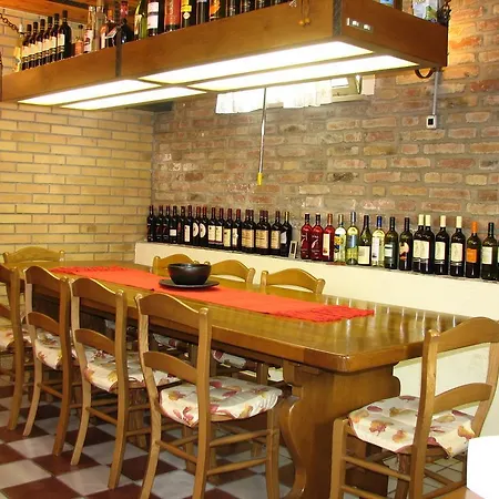 Itala ベッド・アンド・ブレックファスト