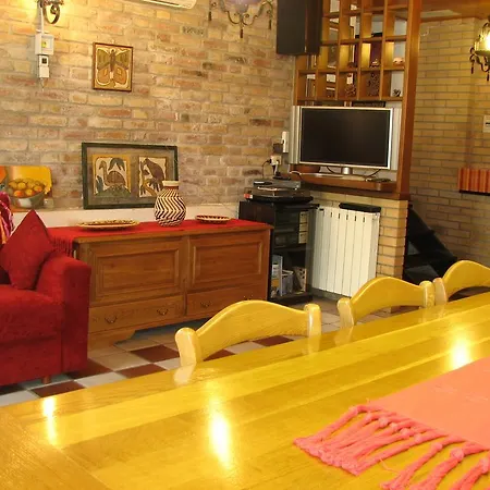 ベッド・アンド・ブレックファスト Itala レカナーティ